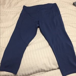 ZYIA light and tight capri- Navy size XL
